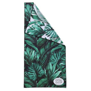 Front view of sand free magic canopy beach towel