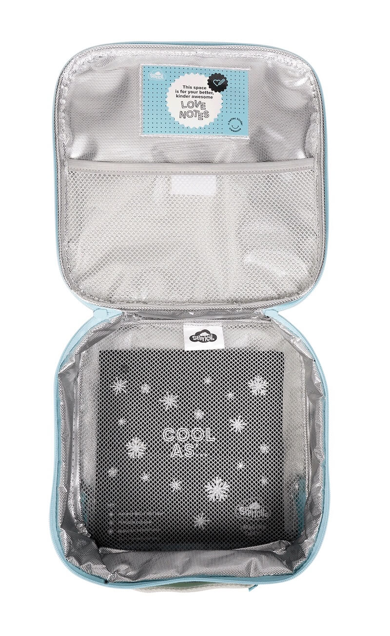 Front view of small Spencil Wild Things lunch bag including chill pack